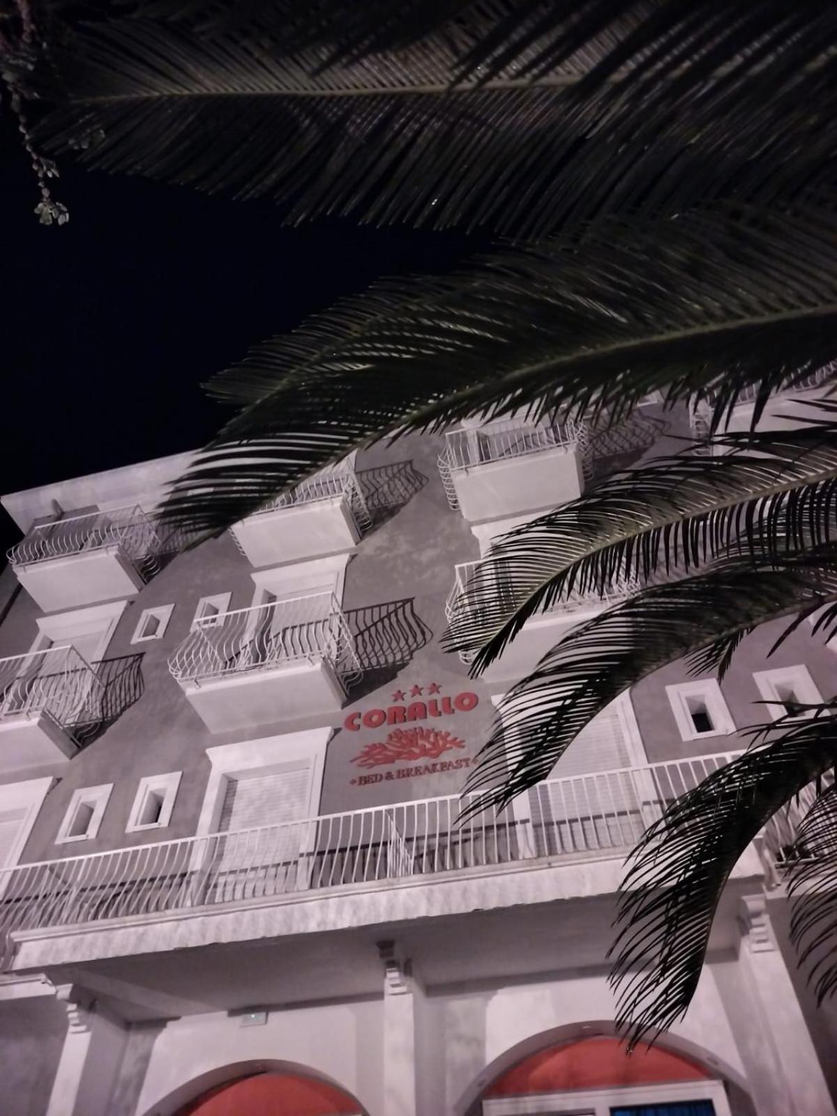 Hotel Corallo Garni Cattolica Eksteriør billede